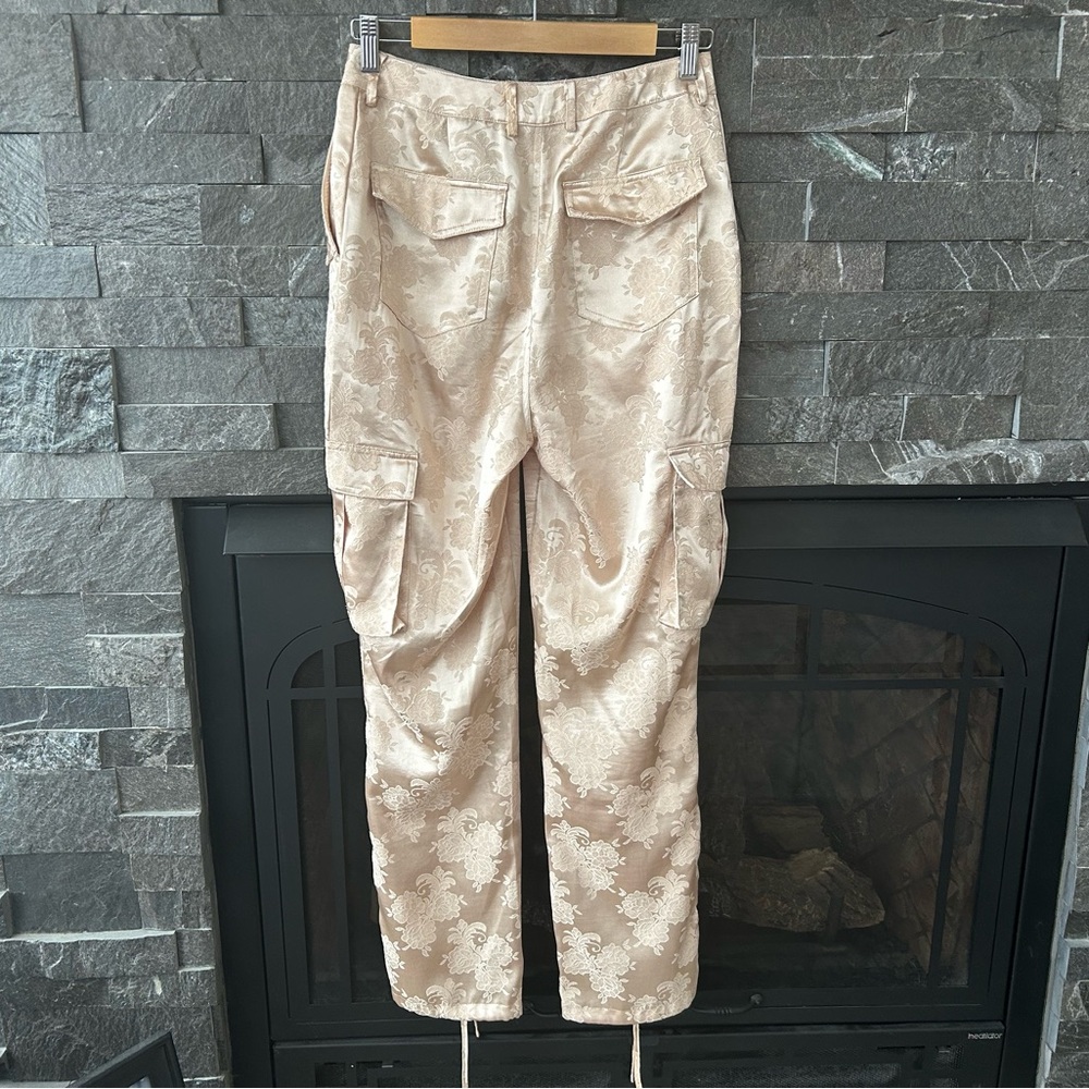 Superdown Carmen Cargo Pants w/ Floral Jacquard Pattern - Picture 3 of 8